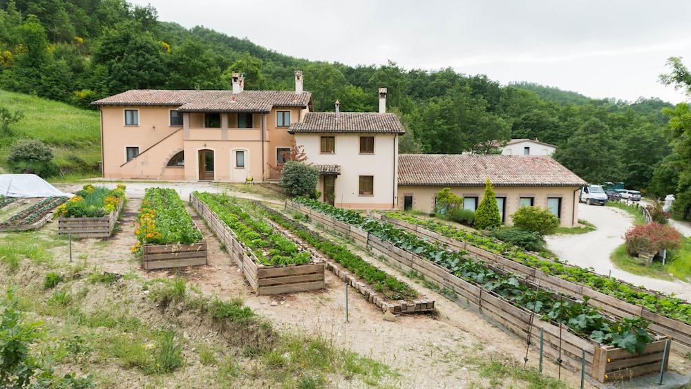 Agriturismo Monastero Di San Biagio Ночера-Умбра Екстер'єр фото